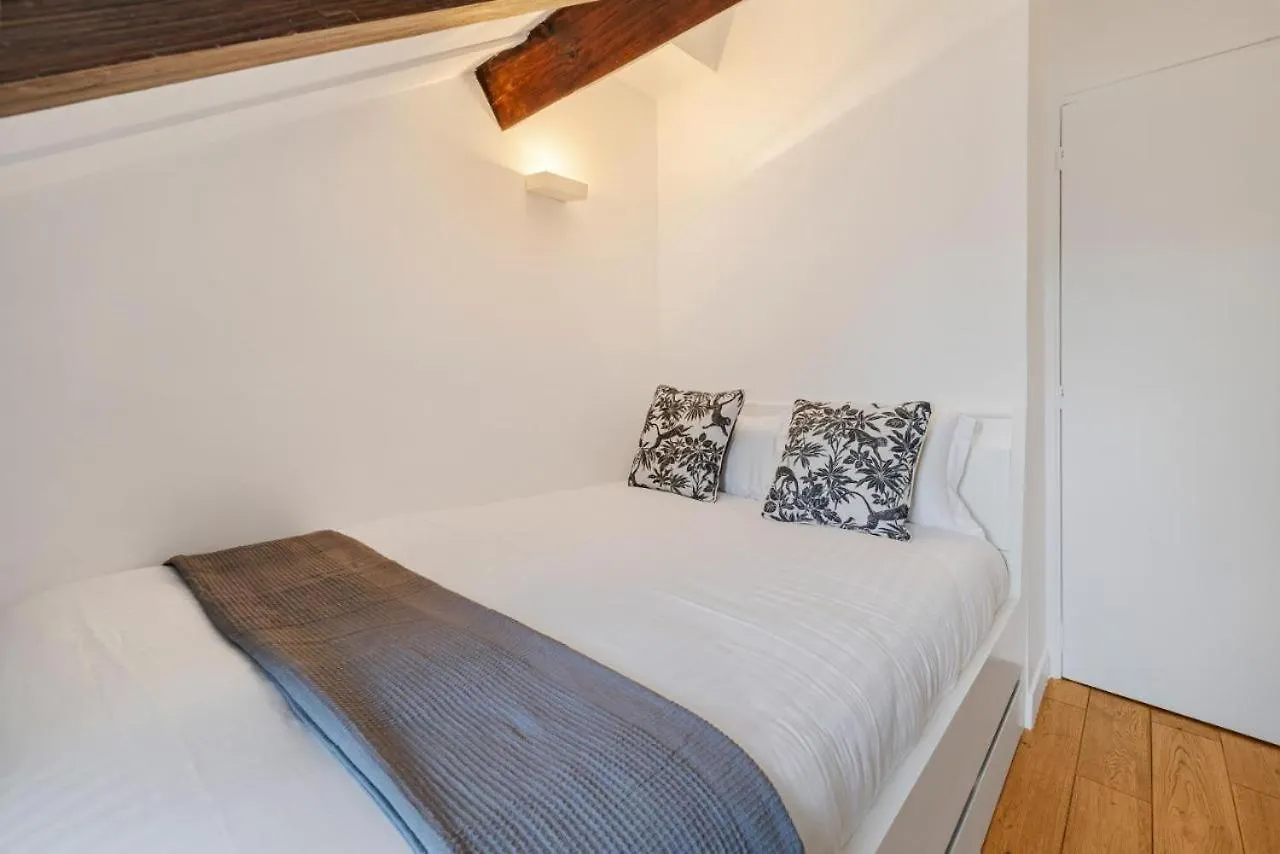 Marais Rooftop Apartment Paris