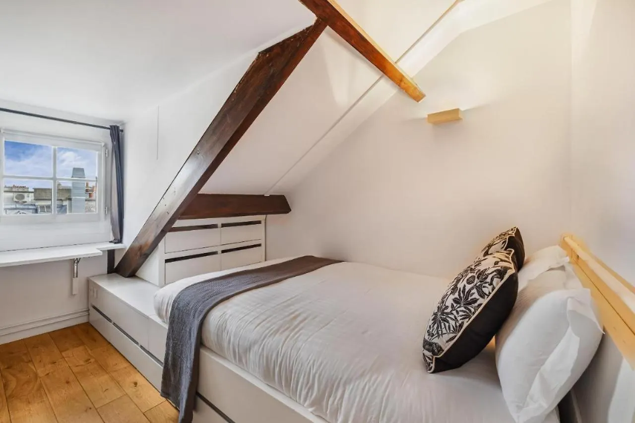 Marais Rooftop Apartment Paris